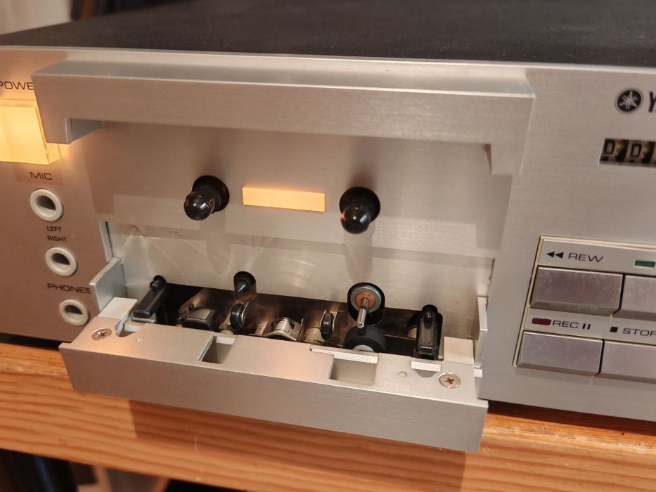 Gravador cassetes Yamaha K850