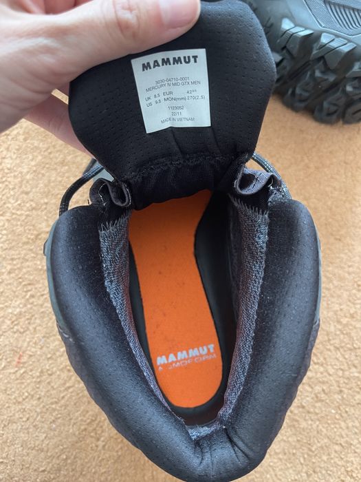 Продам мужские ботинки Mammut