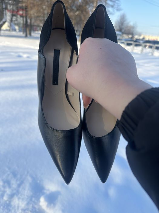 Туфлі човники  Zara 40Чорні