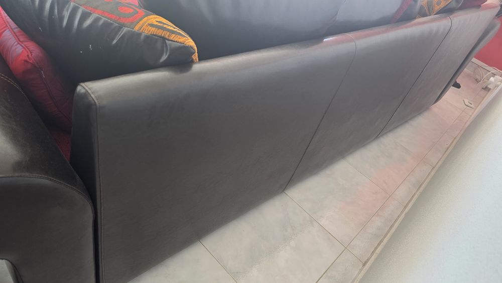 Sofa de cabedal fa
