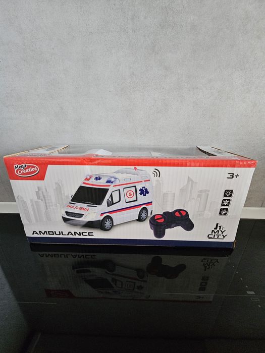 Ambulans / karetka auto sterowane zdalnie Mega Creative