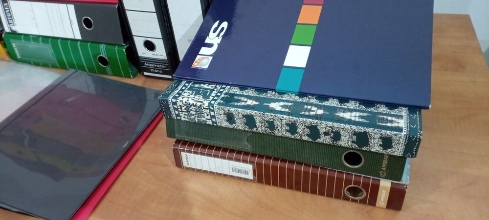 Dossier A4 Lombada larga e estreita + Classificadores