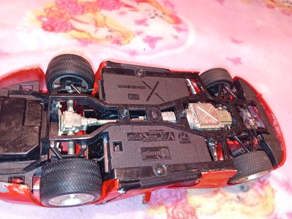 Miniatura Dodge Viper RT/10 Escala 1:18