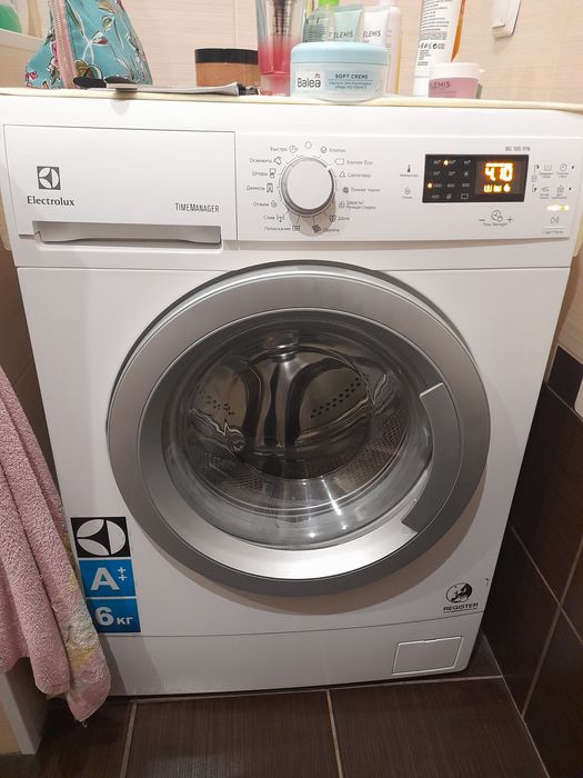 Стиральная машина Electrolux EWS1064