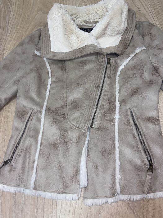 Дублянка Guess, розмір 38/М