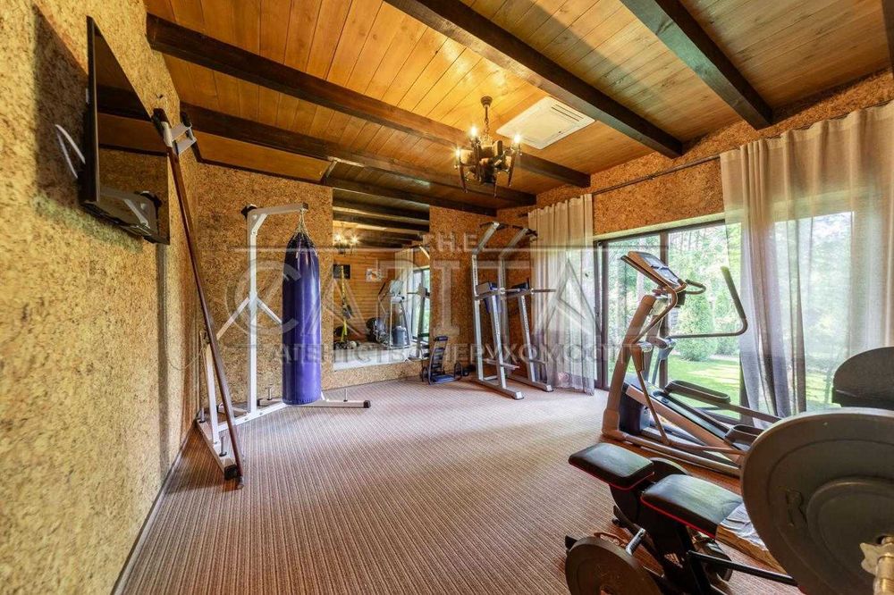 Здається в оренду будинок з каміном 400м2 в Білогородці 25 соток