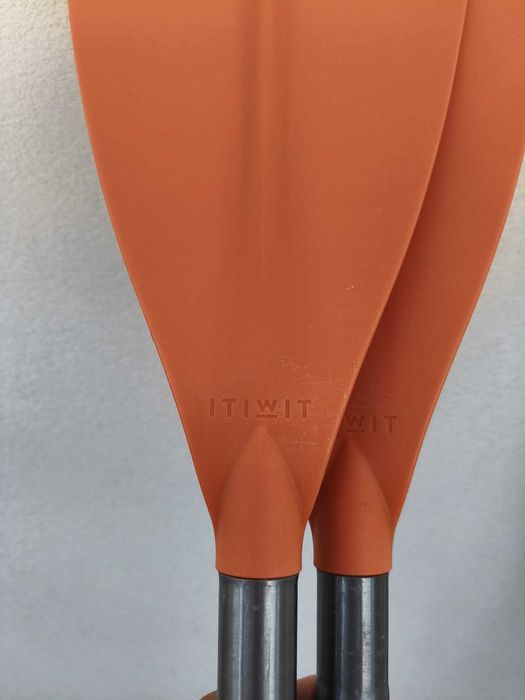 2 Pagaias Simétricas Reguláveis de Kayak 100 (2 partes)