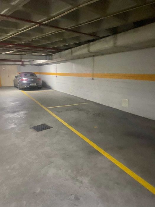 Arrenda-se 1 Lugar de Garagem – Bessa, Porto