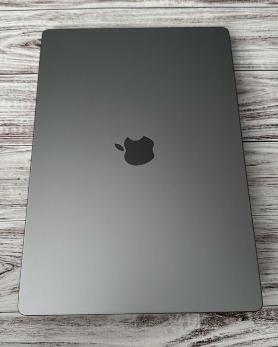 Apple MacBook Pro 16’ 2021 M1 Pro/32Gb/512Gb Space Gray