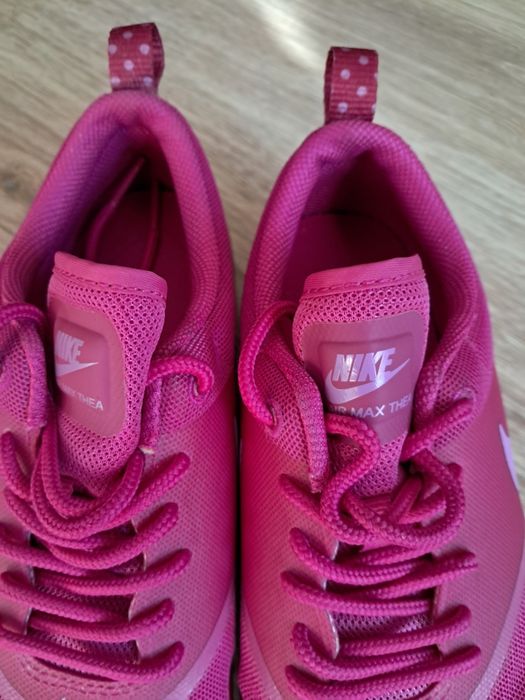 Кросівки Nike Air Max Thea