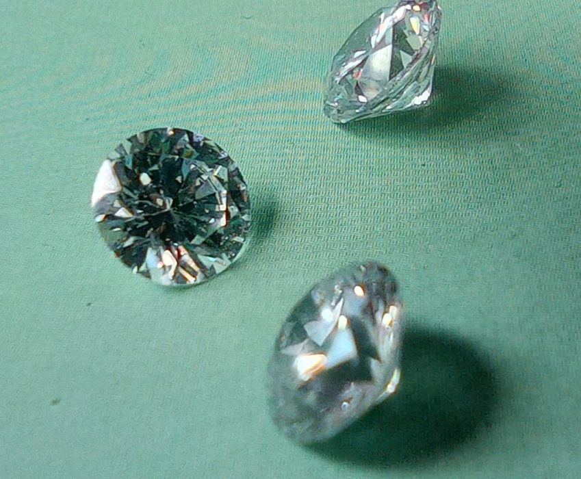 Діаманти, бриллианты. Выгодное вложение капитала, муассаниты