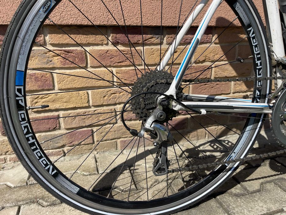 rower szosowy HAIBIKE Q Race Flatbar + trenażer i dodatki