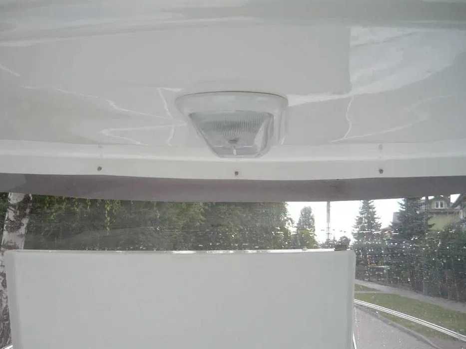 Łódź rekreacyjna Pilothouse 540