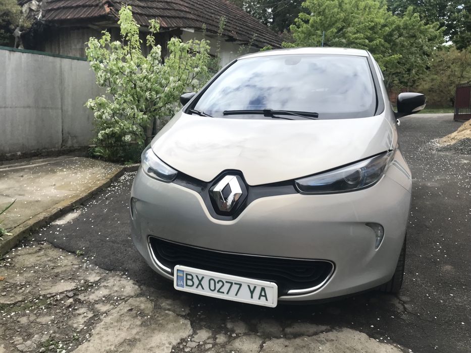 Renault Zoe рено зое