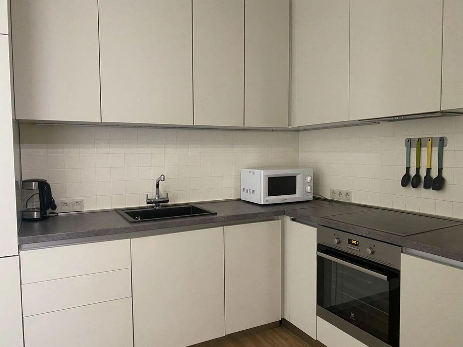 Оренда квартира 2 к. Айкью Нагорний Центр