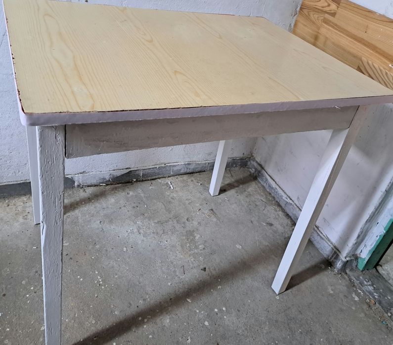 Stół Kuchenny Drewniany Biały - Nieduży, Praktyczny, Stary