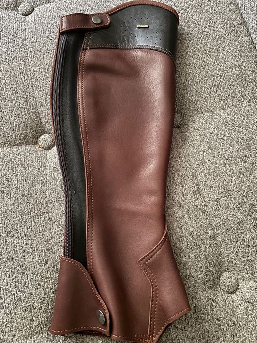 Czapsy Hippica Windsor nowe