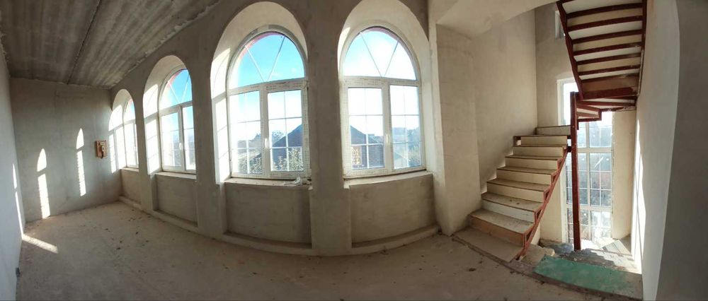 Крушинка буд. 373м.кв. + гараж 58м.кв. 20 соток ПОРУЧ З ОЗЕРОМ