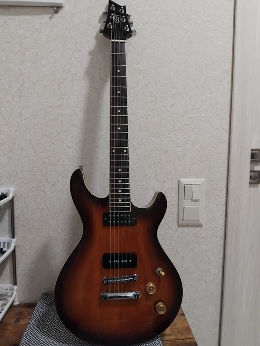 Электрогитара Cort M520