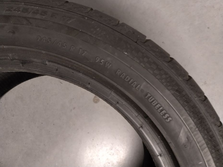Opona letnia Continental 245/45 R17 95W 1 szt
