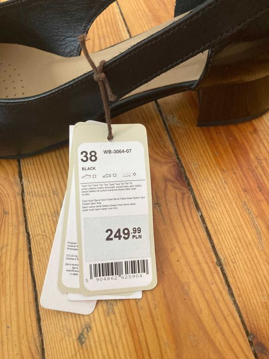 Okazja!!! nowe czarne buty