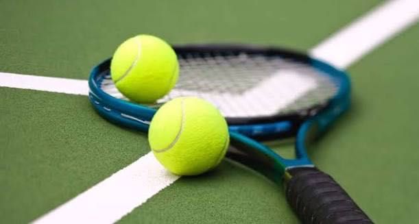 Vamos Hogarth tennis