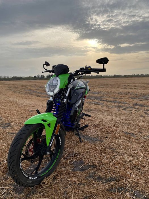 продам мотик musstang xtreet 250