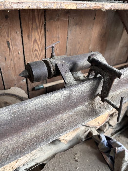 Tokarka recznie robiona