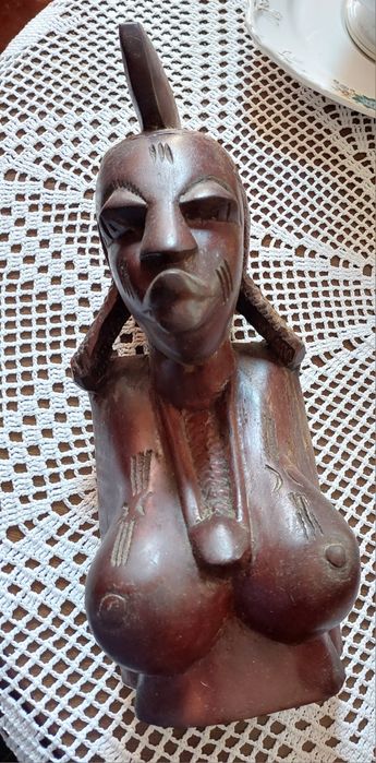 Busto de Negra - arte africana em madeira