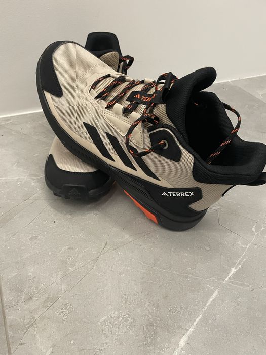Buty Adidas Terrex rozmiar 41 1/3