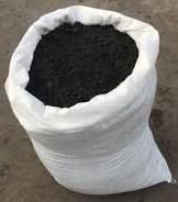 Чернозем в мішках