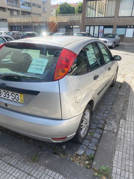 FORD FORCUS 2001