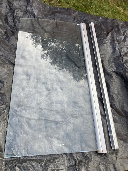 Resguardo de banheira em bom estado