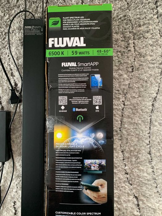 Belka LED Fluval Plant 59 W 122-153 cm do oświetlenia akwarium - aplikacja