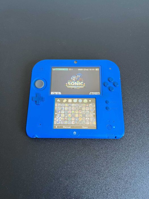 Nintendo 2DS Azul/Preta com 100+ Jogos