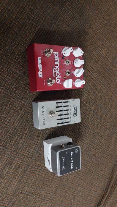 Pedais de guitarra (Wampler, MXR, TrueTone)