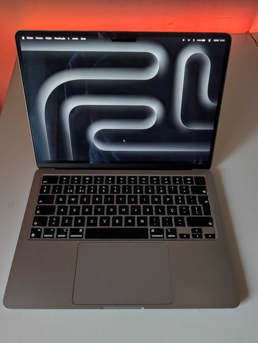 Apple Macbook Air M2 16gb RAM