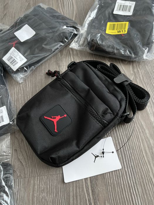 Сумка через плече Jordan Rise Festival Bag (1L)  MA0892-023 Nike найк