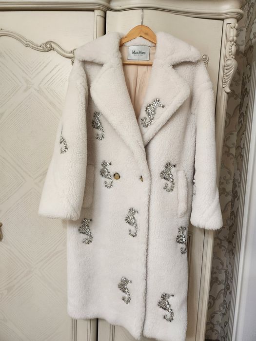 Продам шубу в стилі Max mara