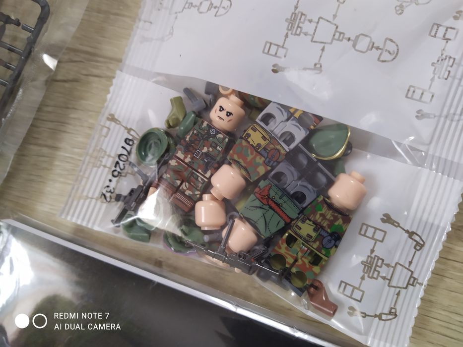 Лего танка Panzer VIII Maus все як на фото