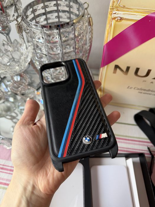 Case BMW M do iPhone 15 pro max czarne że smyczą