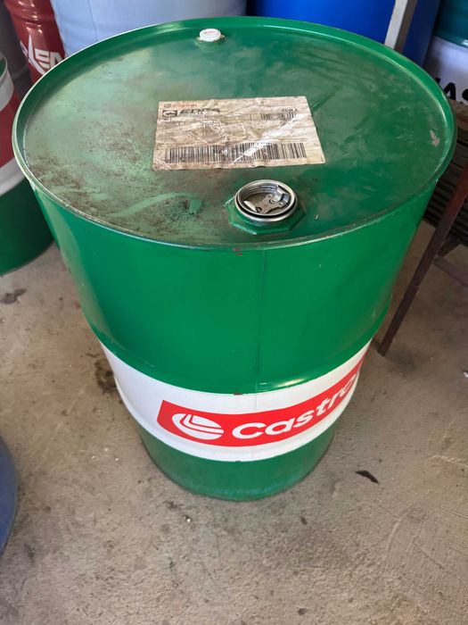 Beczki 200L – Plastikowe i Metalowe