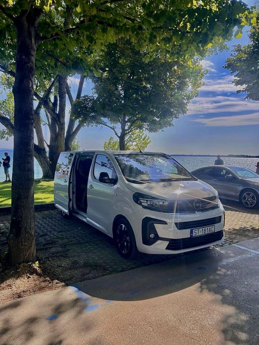 Wynajem busa 9 os. Automat – Nowy, boks dachowy w cenie! Wolne terminy