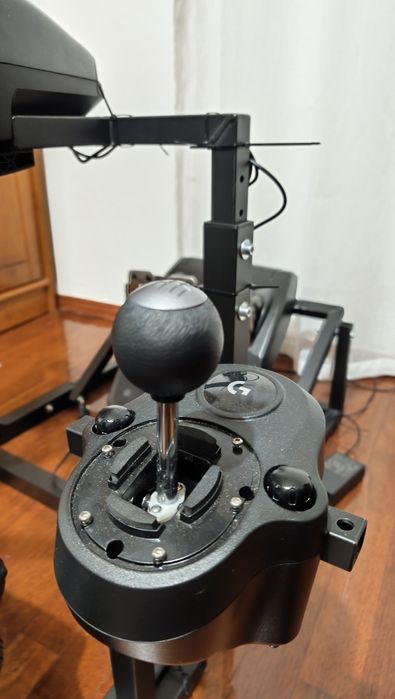 Cockpit simulador G29 com shifter