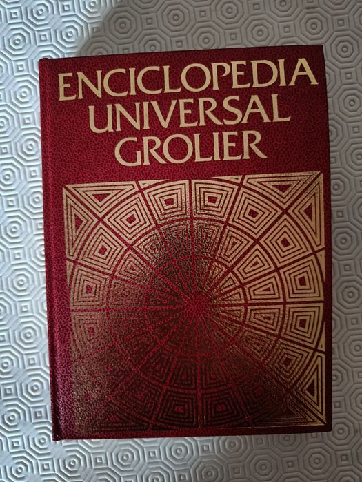 Enciclopédia Universal Grolier