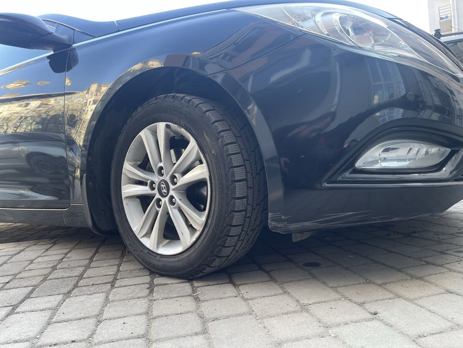 Hyundai Sonata 2012 Автомат | 2.0 Газ/Бензин | Власник, 2 комплекти нової гуми