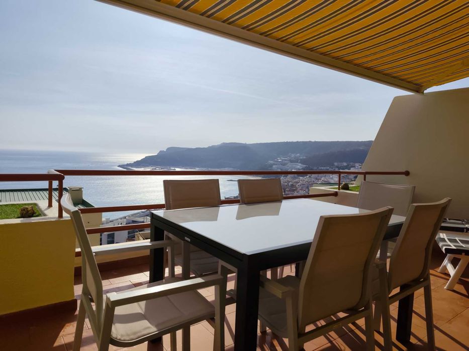 Casa T2 Duplex para férias em Sesimbra Vista-mar e Garagem LIVRE DE 22 A 29 AGOSTO