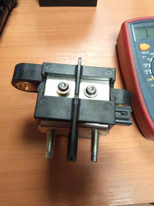 Реле батареи Ниссан лиф AEV6505A