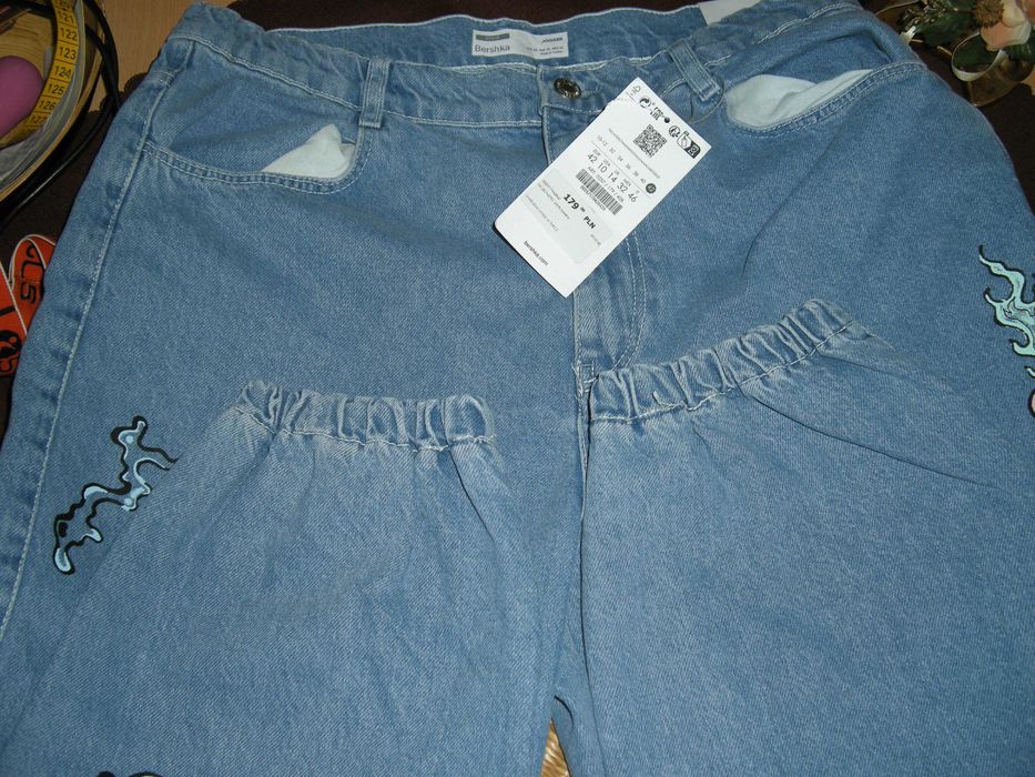 joggery Jeansy Bershka r.42