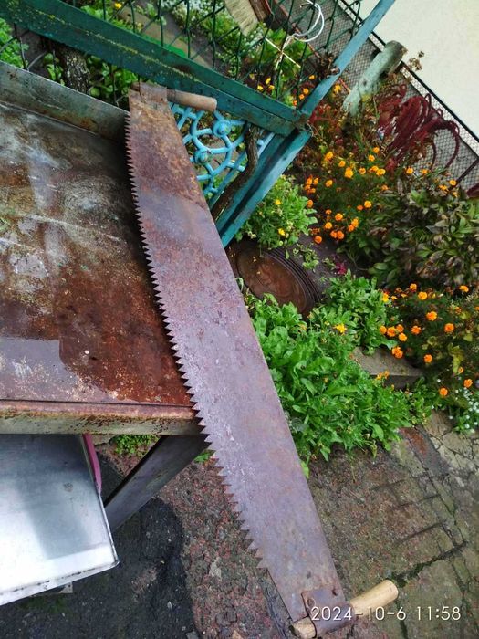 Пилка дворучна поперечна по дереву